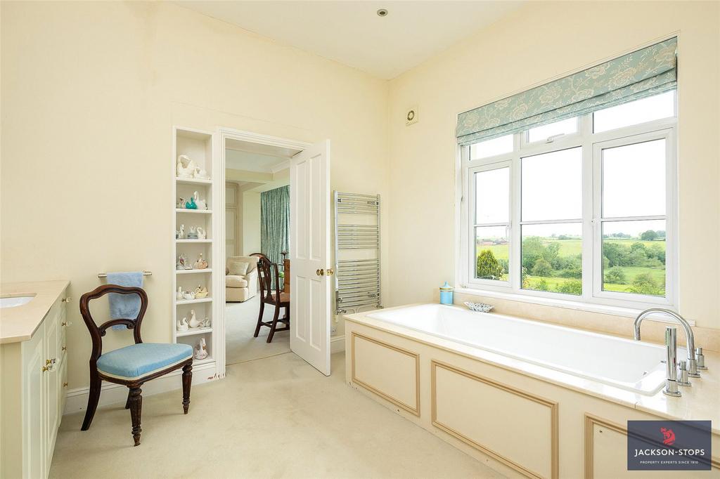 Ensuite To Principal