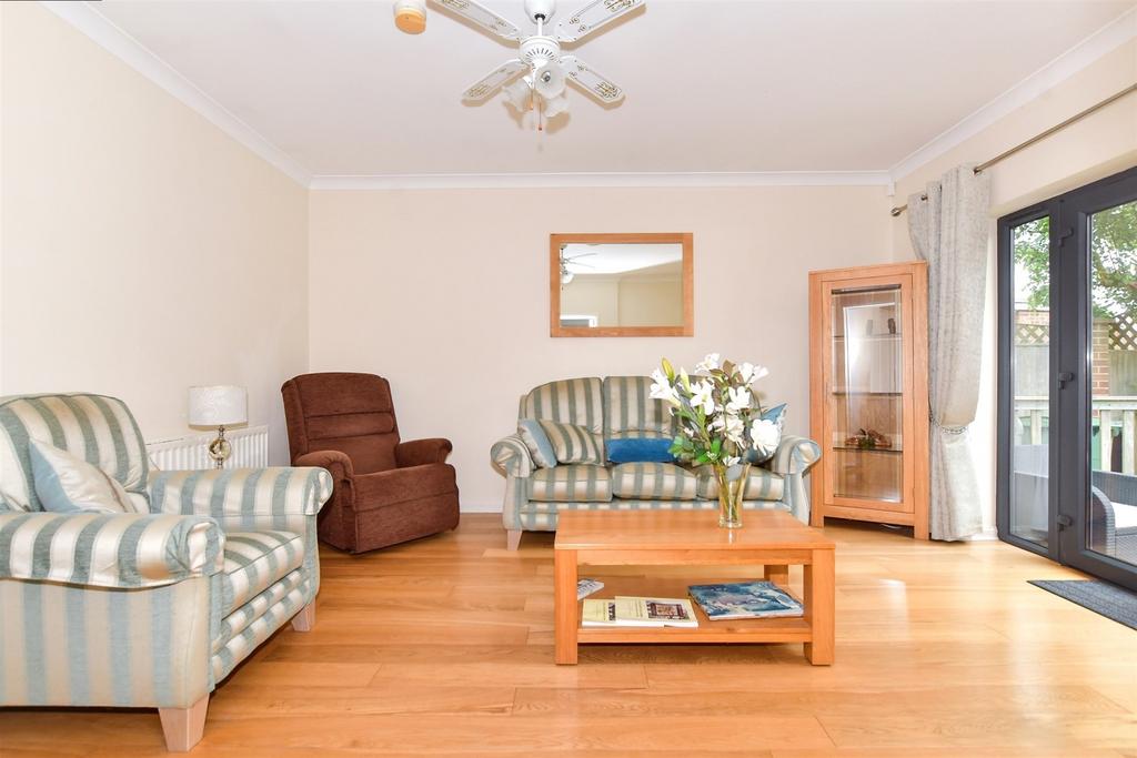 Second Lounge