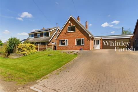 3 bedroom detached house for sale, The Street, Tharston