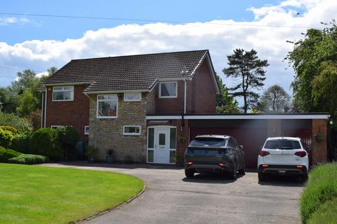 4 bedroom detached house for sale, Carr Lane, Appleby, DN15