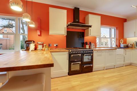 Cleves, 21 Matham Road, East Molesey, KT8 0SX
