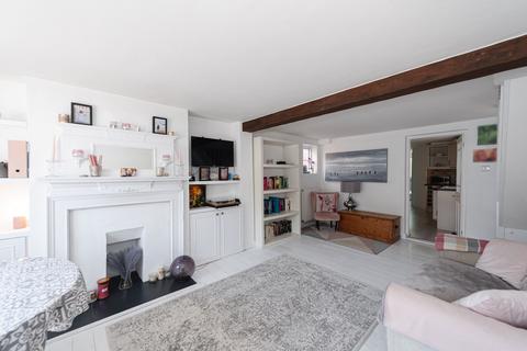 2 bedroom end of terrace house for sale, Coverts Road, Claygate, KT10