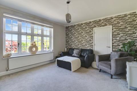 6 bedroom detached house for sale, Ruxley Crescent, Claygate, KT10