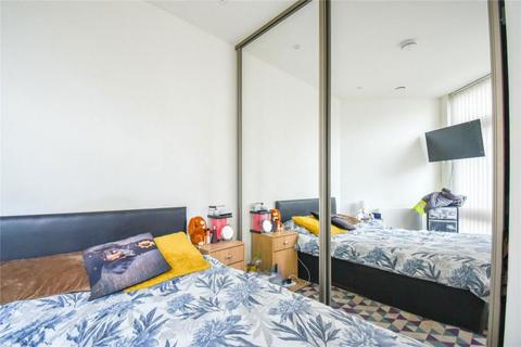 1 bedroom flat for sale, Mondial Way, Harlington, Hayes, Middlesex, UB3 5AR
