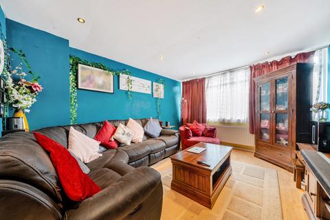 24 Marshall Path, London, SE28 8DX