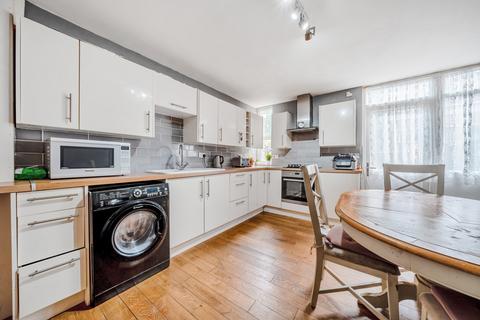 24 Marshall Path, London, SE28 8DX