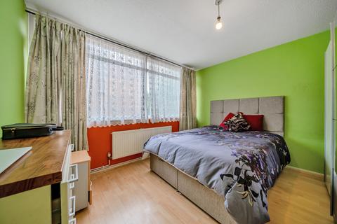 24 Marshall Path, London, SE28 8DX