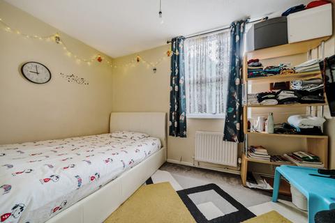 24 Marshall Path, London, SE28 8DX