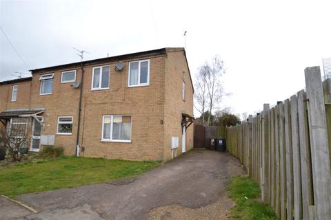 3 bedroom end of terrace house to rent, Larch Road, Corby NN17