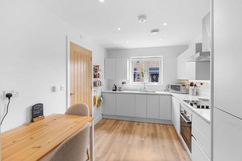 11 The Mazles, Comberton, Cambridge, CB23 7FA