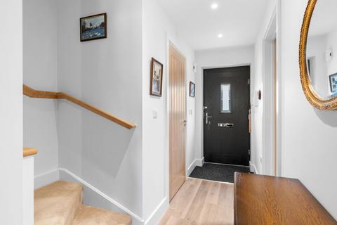 11 The Mazles, Comberton, Cambridge, CB23 7FA