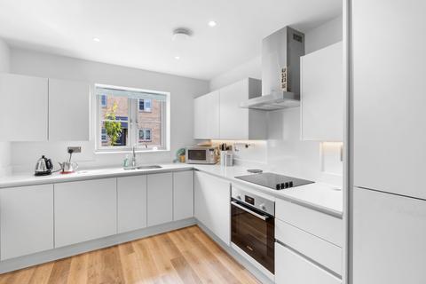 11 The Mazles, Comberton, Cambridge, CB23 7FA