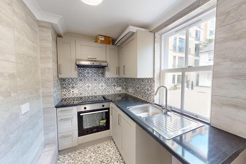 Studio to rent, Russel Mews, Brighton, BN1