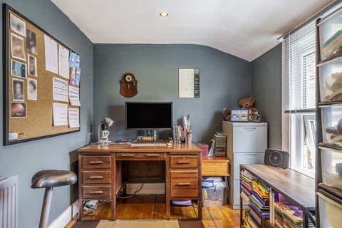 12b Carholme Road, London, SE23 2HS