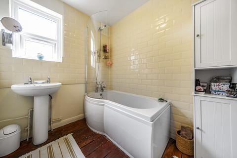 12b Carholme Road, London, SE23 2HS
