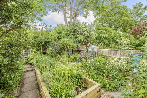 12b Carholme Road, London, SE23 2HS