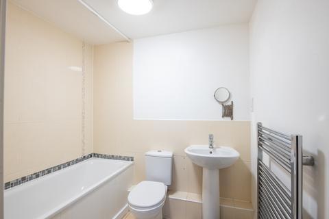 undefined, Aylesbury HP21