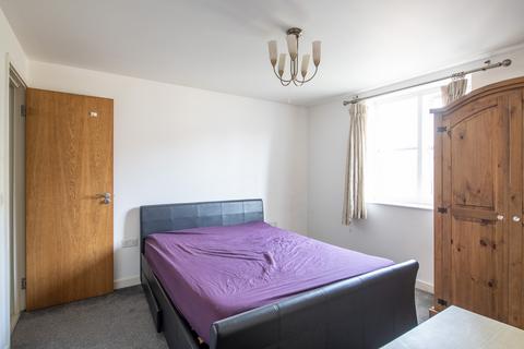undefined, Aylesbury HP21