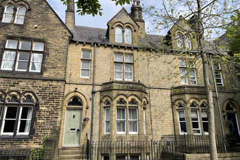 4 bedroom terraced house for sale, Chester Road, Halifax, West Yorkshire, HX3