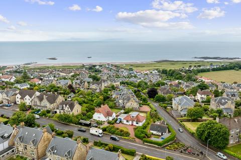 3 Bowfield Road, West Kilbride, KA23 9LB