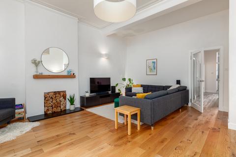 3 bedroom flat for sale, 81/1 Kirk Brae, Edinburgh, EH16 6JJ