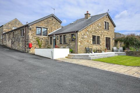 4 bedroom farm house for sale, New Laund Farm, Fence BB12