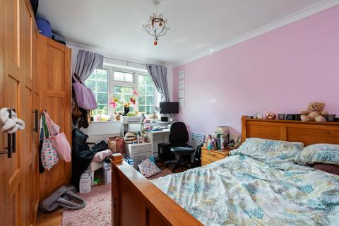 45 Barn Drive, Maidenhead, SL6 3PR