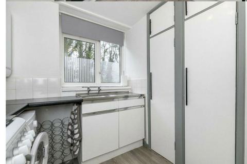 91 Wingate Crescent, Croydon, CR0 3AP
