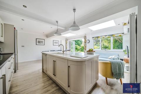 22 Beech Lane, Kislingbury, Northampton, NN7 4AL