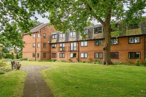 1 bedroom apartment for sale, High Oaks Close, Locks Heath, Hampshire, SO31