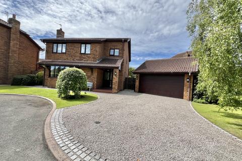 4 bedroom detached house for sale, Balfour Close, Thornton FY5