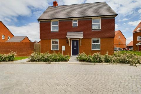 3 bedroom detached house for sale, Hops Road, Aylesbury HP22