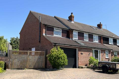 4 bedroom semi-detached house for sale, Kennedy Crescent, Wallingford OX10