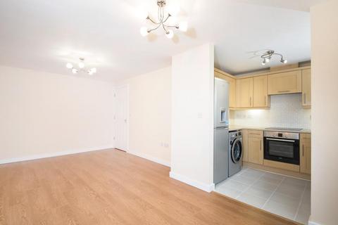 2 bedroom flat for sale, Stanmore,  Middlesex,  HA7