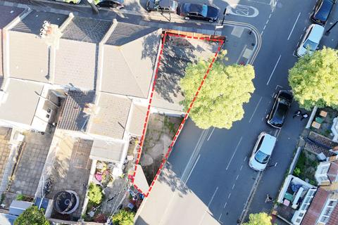 Land for sale, Boundary Rd, London, E13