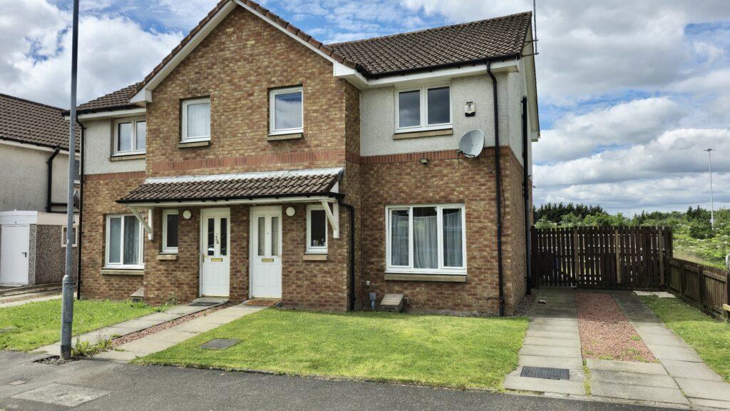 Craigendmuir Street Newfields G33 1NH 3 bed semidetached house for