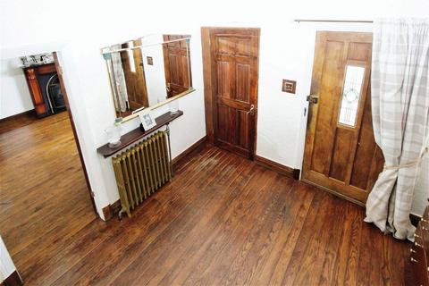 61 Brandhall Road, Oldbury, B68 8DT