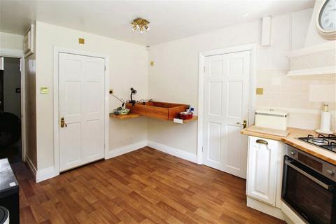 61 Brandhall Road, Oldbury, B68 8DT