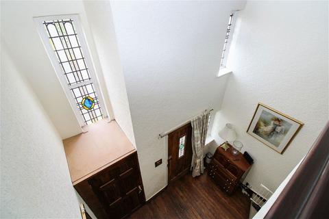 61 Brandhall Road, Oldbury, B68 8DT