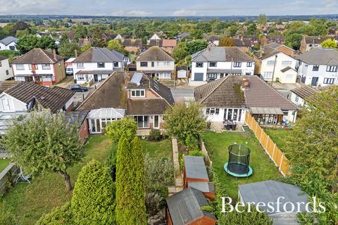 9 Abbey Road, Billericay, CM12 9NF