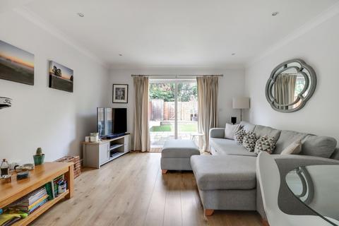 12 Faraday Place, West Molesey, KT8 2TT