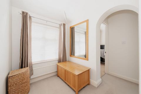 49 Balmoral Crescent, West Molesey, KT8 1QA