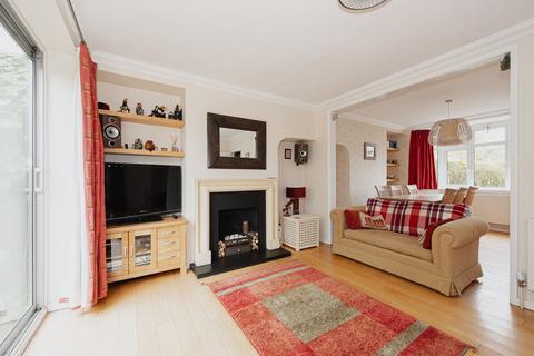 38 Lower Wood Road, Claygate, Esher, KT10 0EU