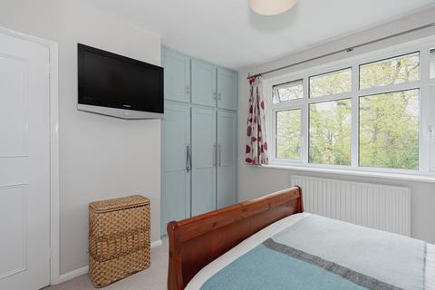 38 Lower Wood Road, Claygate, Esher, KT10 0EU