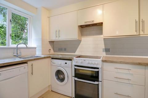 1 bedroom apartment for sale, Woodfield Road, Thames Ditton, KT7