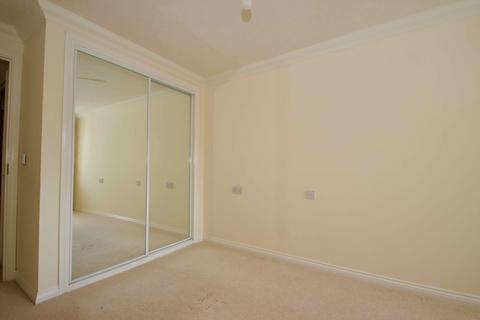 1 bedroom flat for sale, Cavendish Lodge, Glastonbury