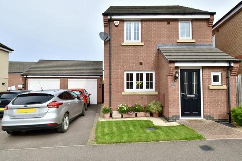 3 bedroom detached house for sale, Foxglove Avenue, Thurnby, Leicester, LE7