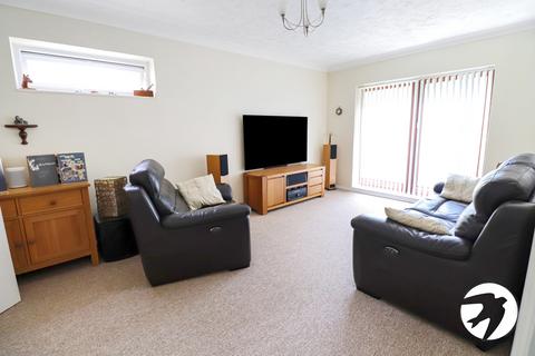 1 bedroom maisonette for sale, Abbey Crescent, Belvedere, Kent, DA17