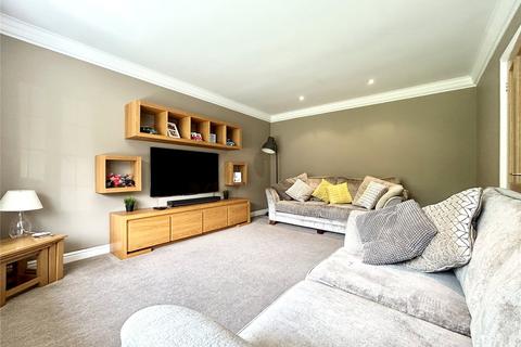 6 Noon Sun Close, Greenfield, Oldham, OL3 7JA