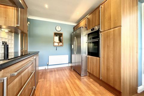 6 Noon Sun Close, Greenfield, Oldham, OL3 7JA